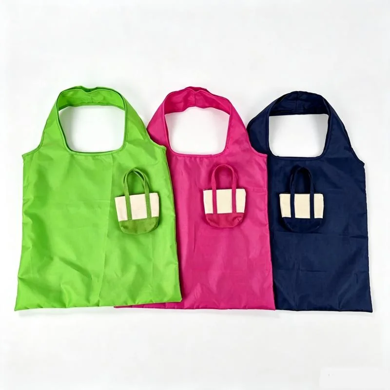 Conjunto de colores de bolsa de compra plegable